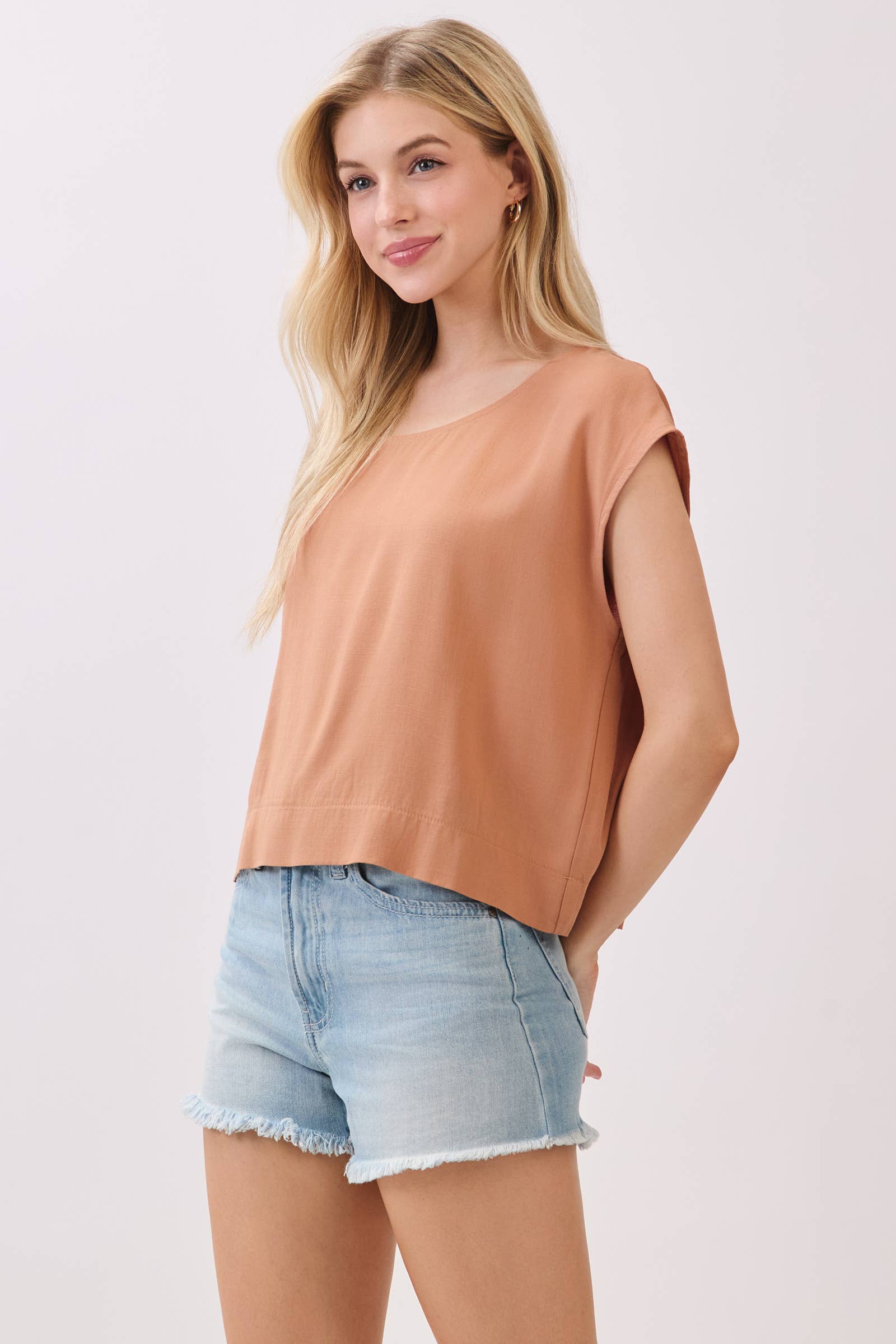 Woven Boxy Extended Sleeve Top