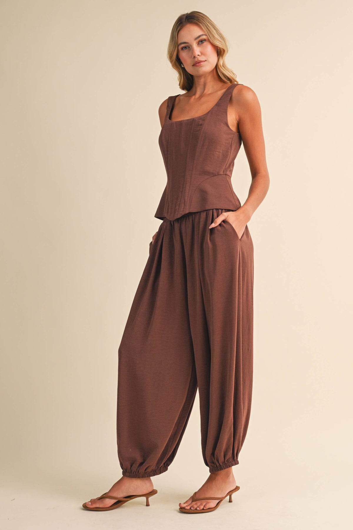 SATIN-LIKE STRUCTURE CORSET TOP AND BALLOON PANTS (sold separately)