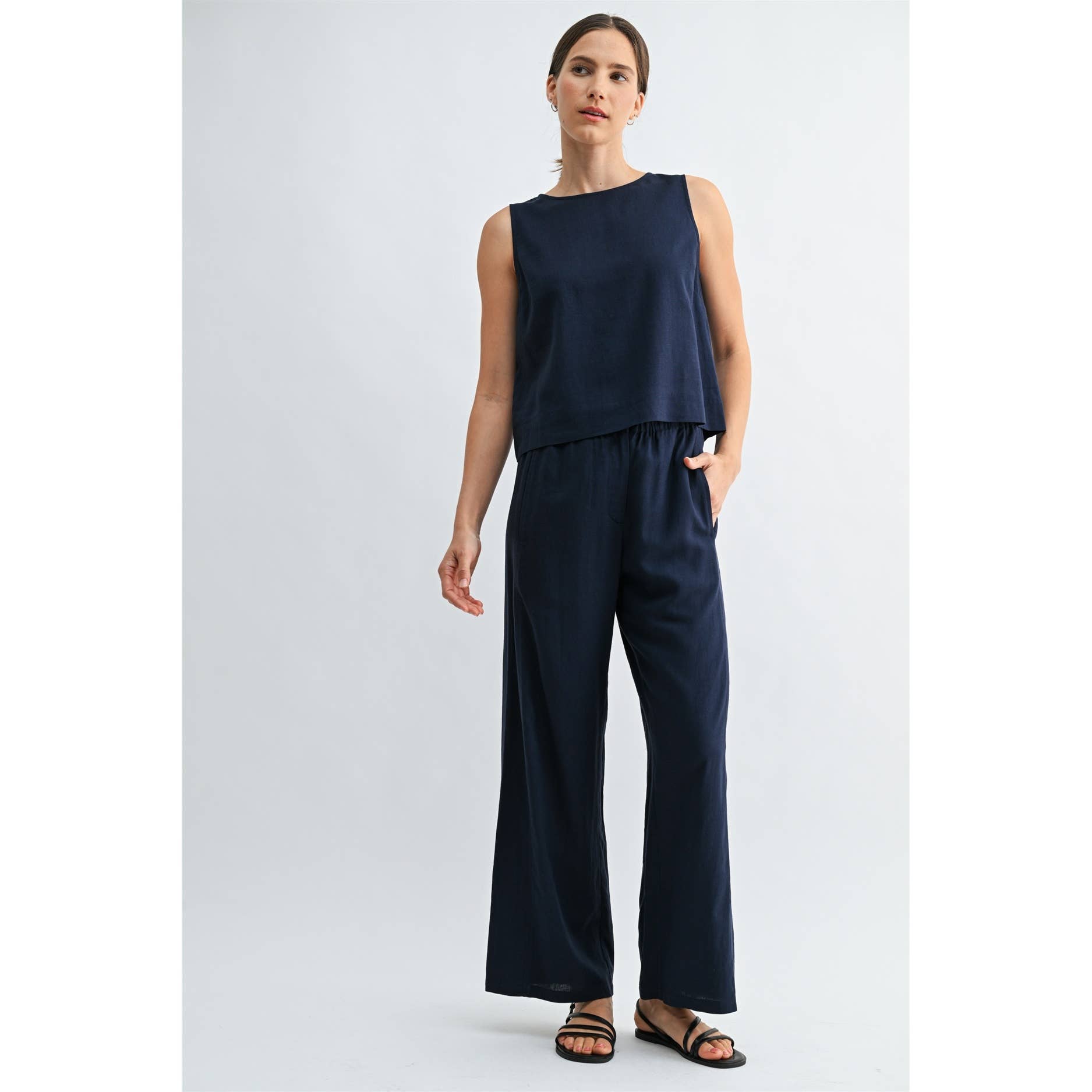 LINEN BLEND ELASTIC WAIST BUTTON FRONT PANTS