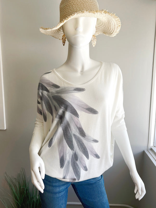 Feather 3/4 Sleeve Top