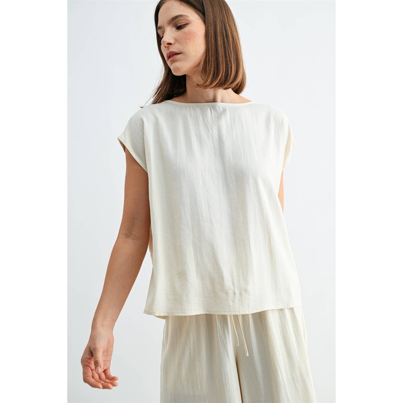 LINEN BLEND WOVEN TOP