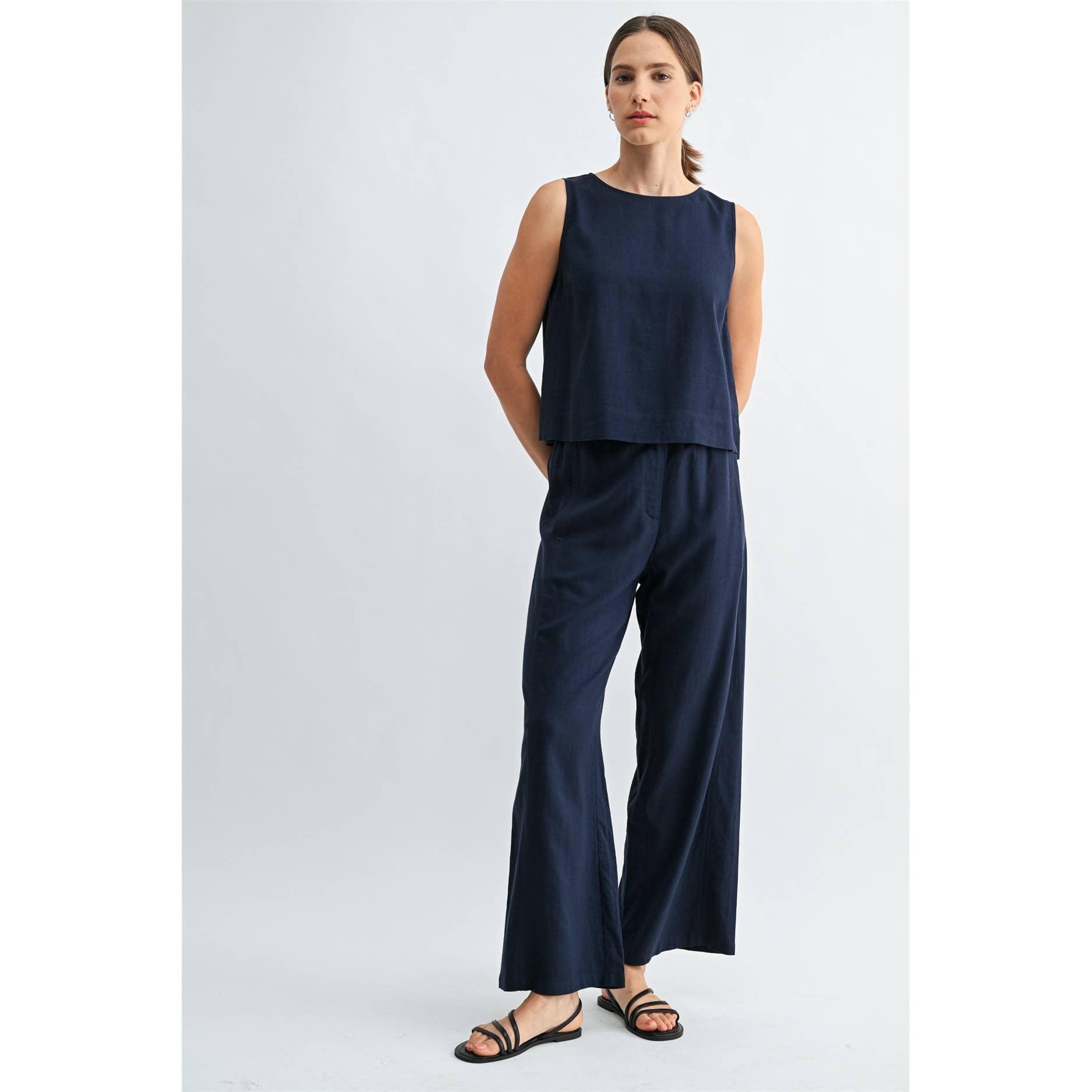 LINEN BLEND ELASTIC WAIST BUTTON FRONT PANTS