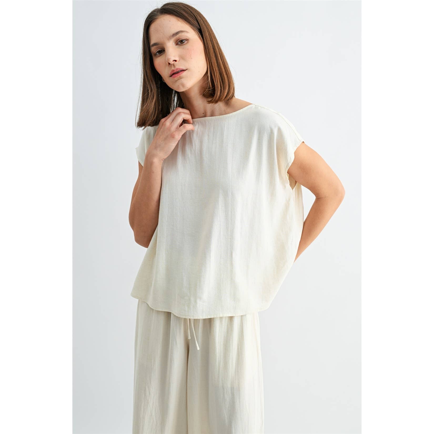 LINEN BLEND WOVEN TOP