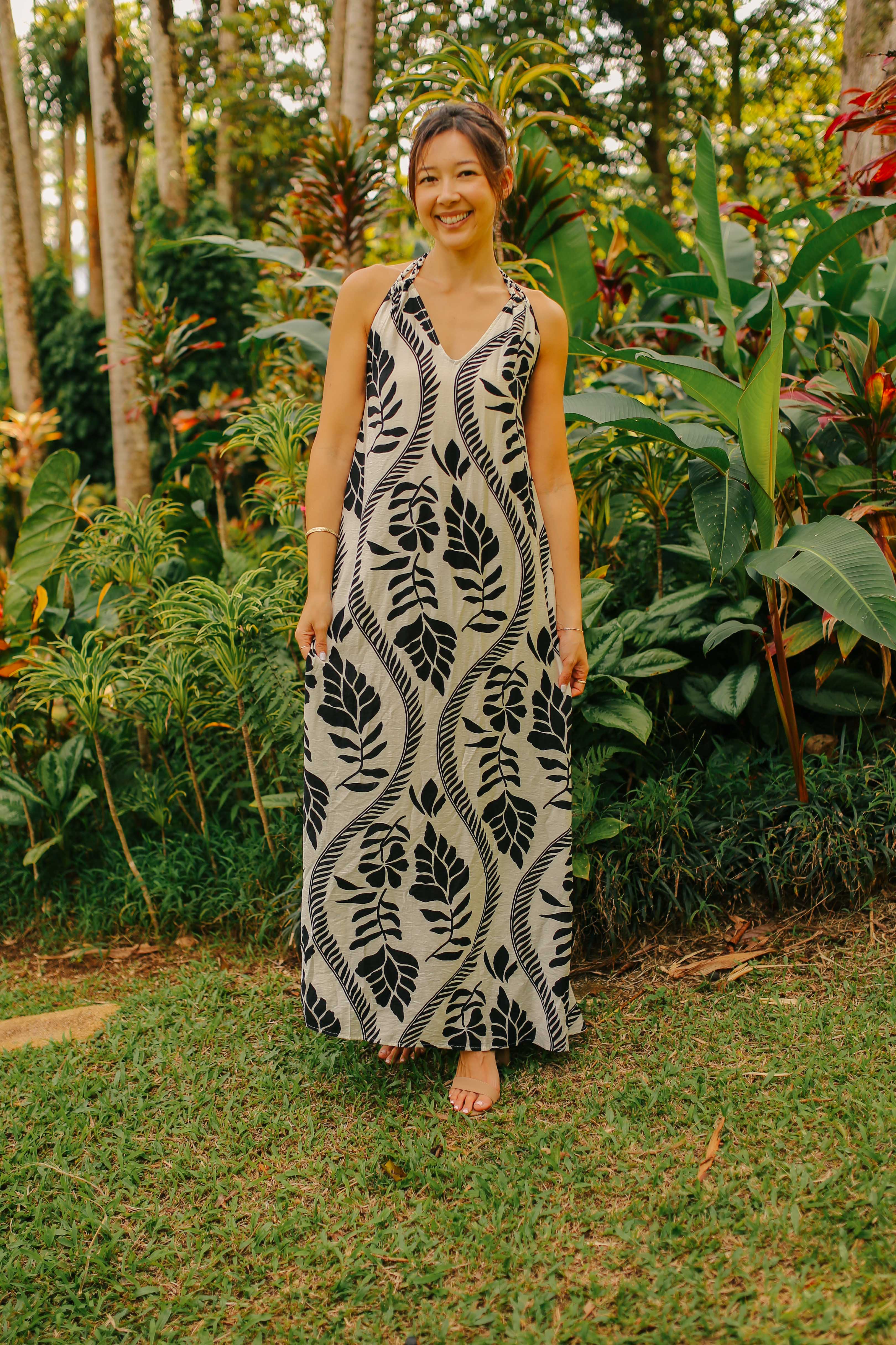 B&W Goddess Maxi Dress