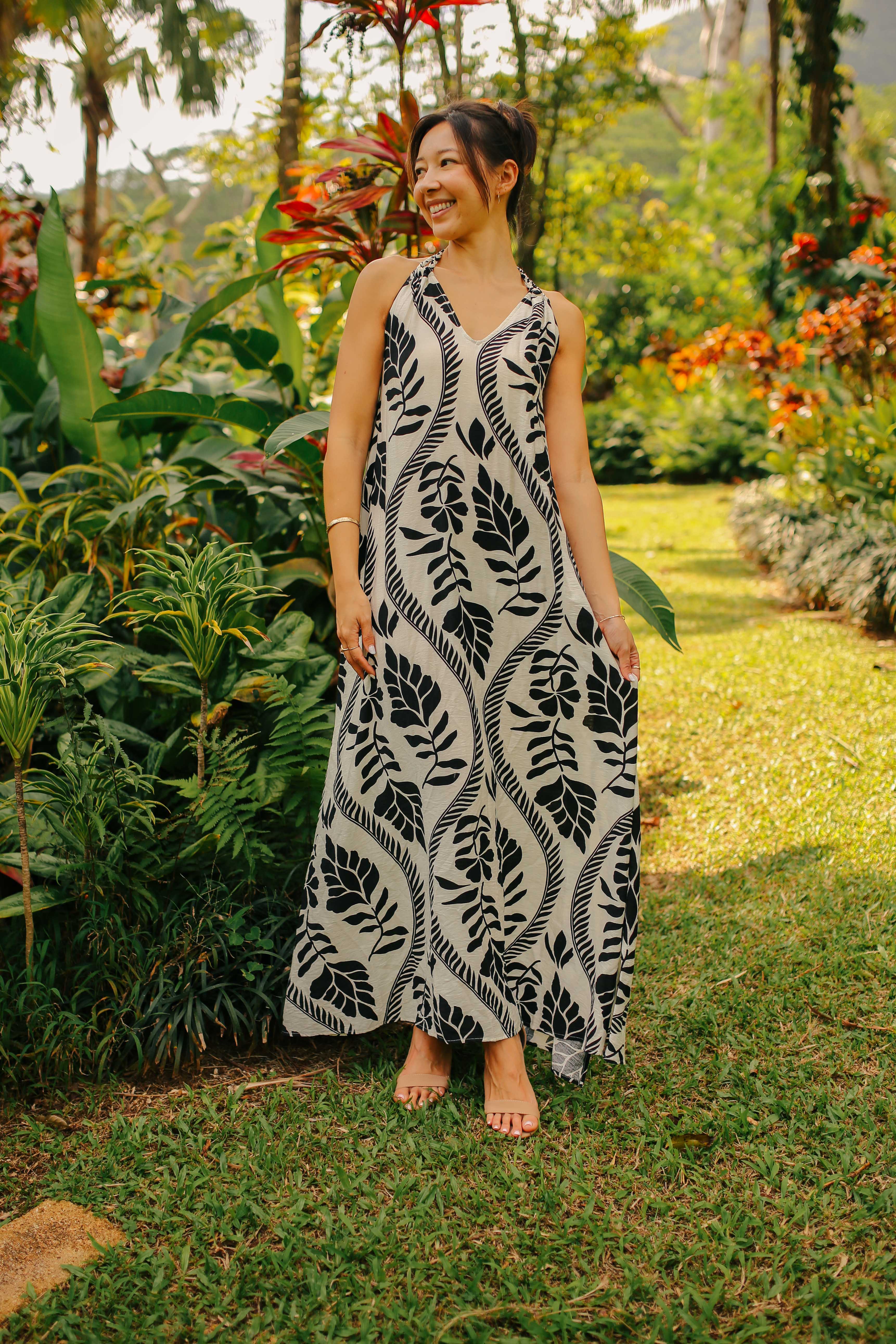 B&W Goddess Maxi Dress