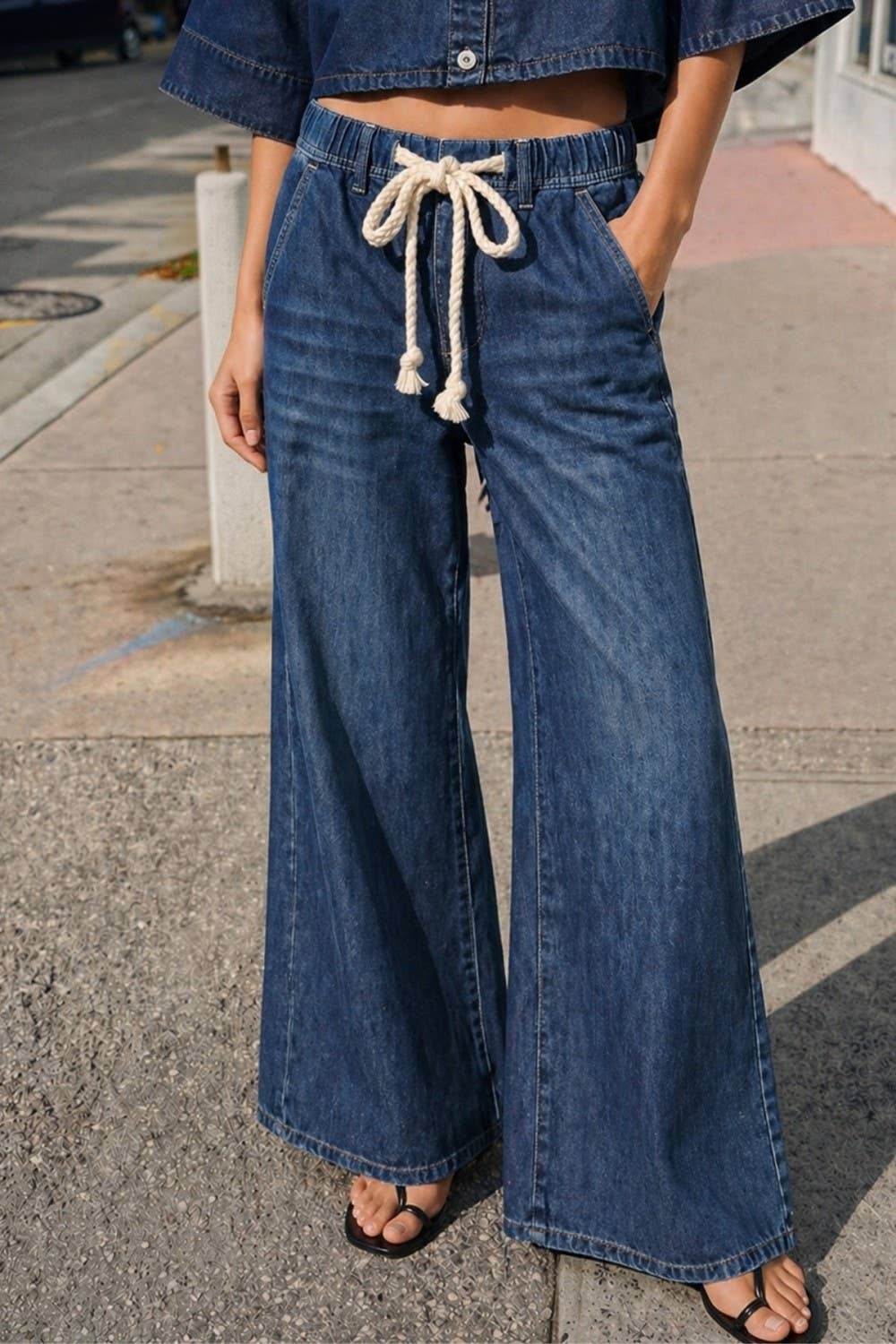DRAWSTRING WIDE DENIM PANTS