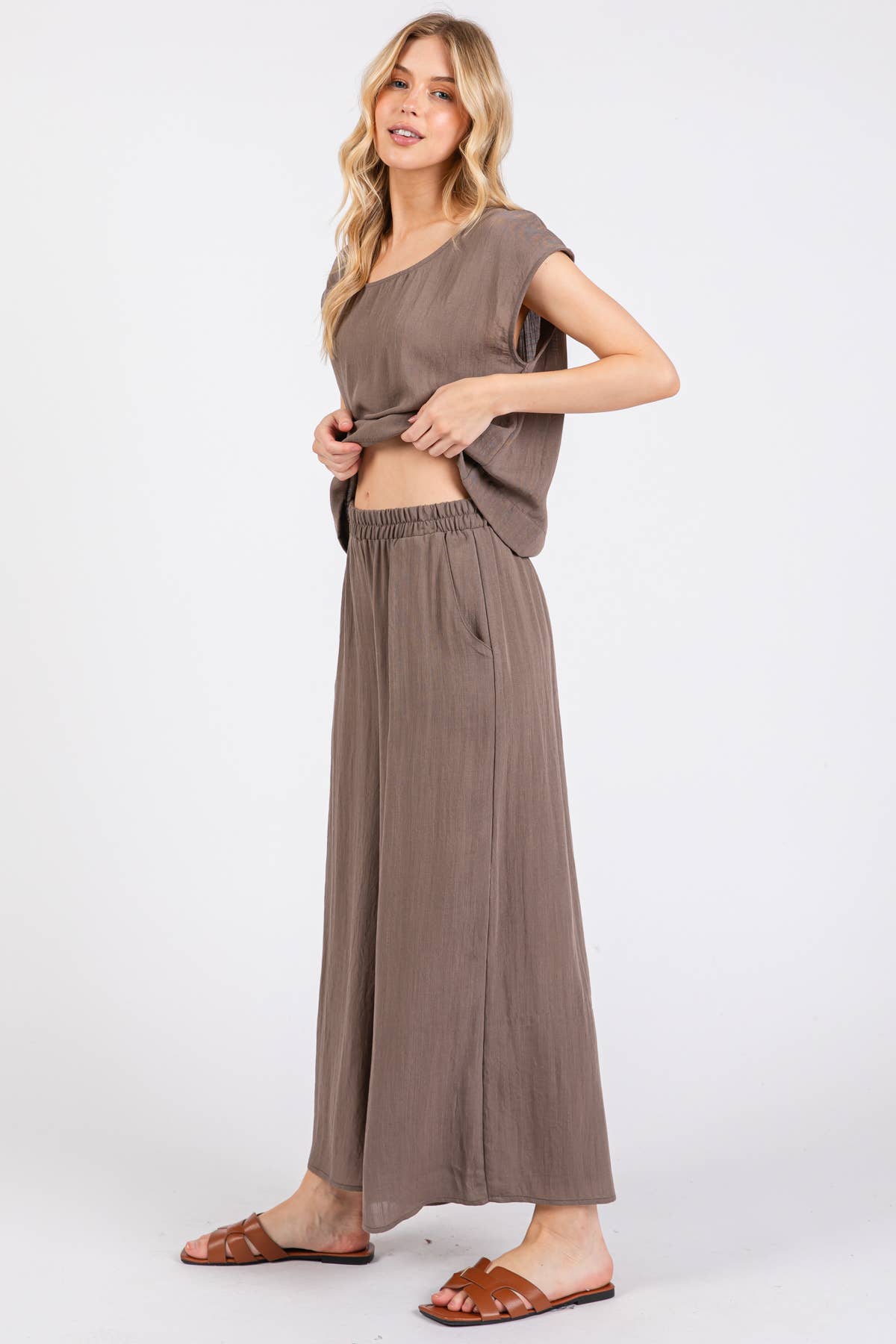 Cropped Wide Leg Pants