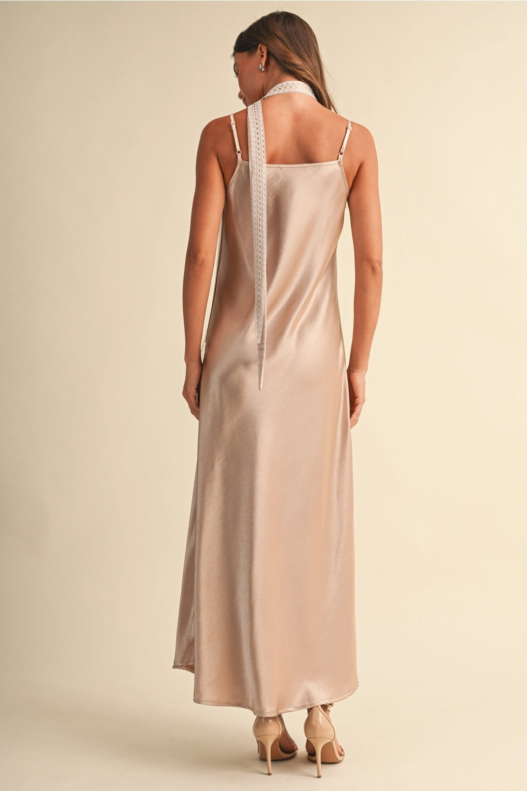 SLEEVELESS SATIN MIDI DRESS W/ SCARF