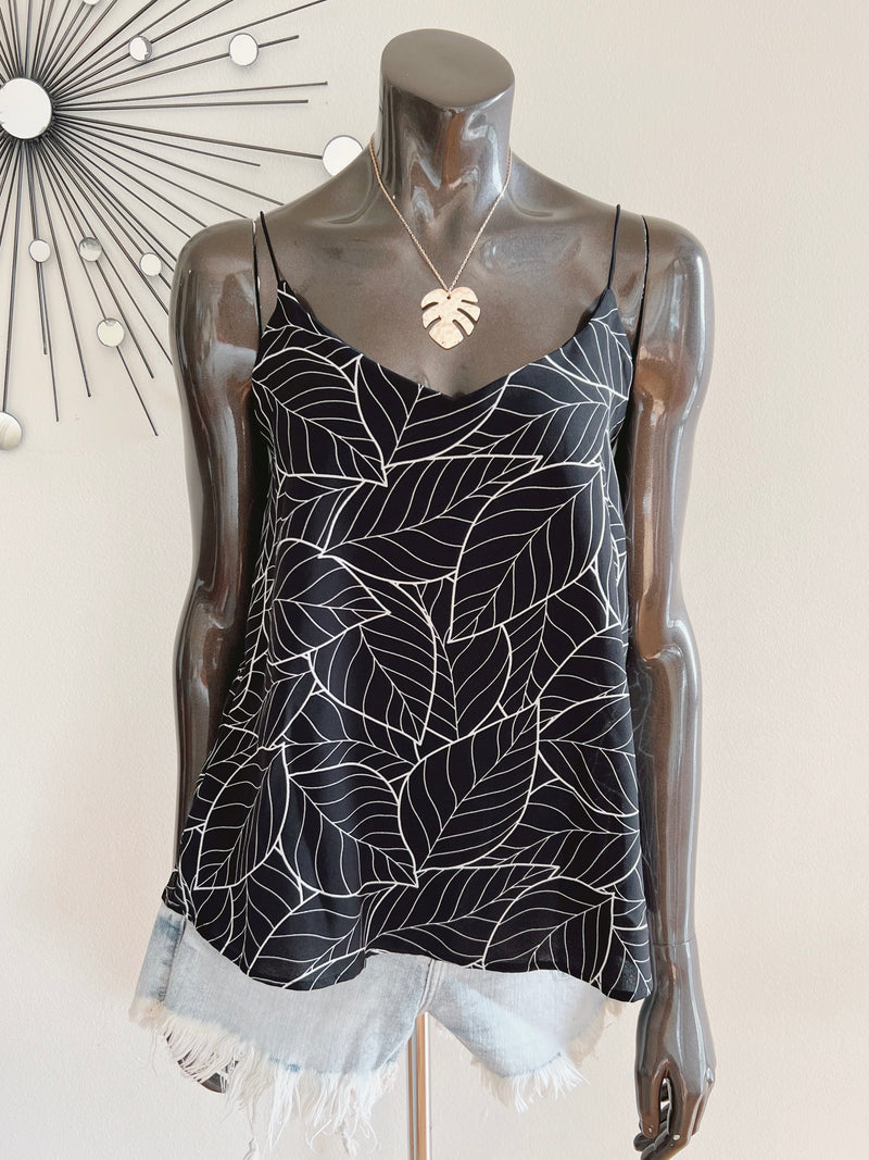 Outlined Cami Top (2 colors)