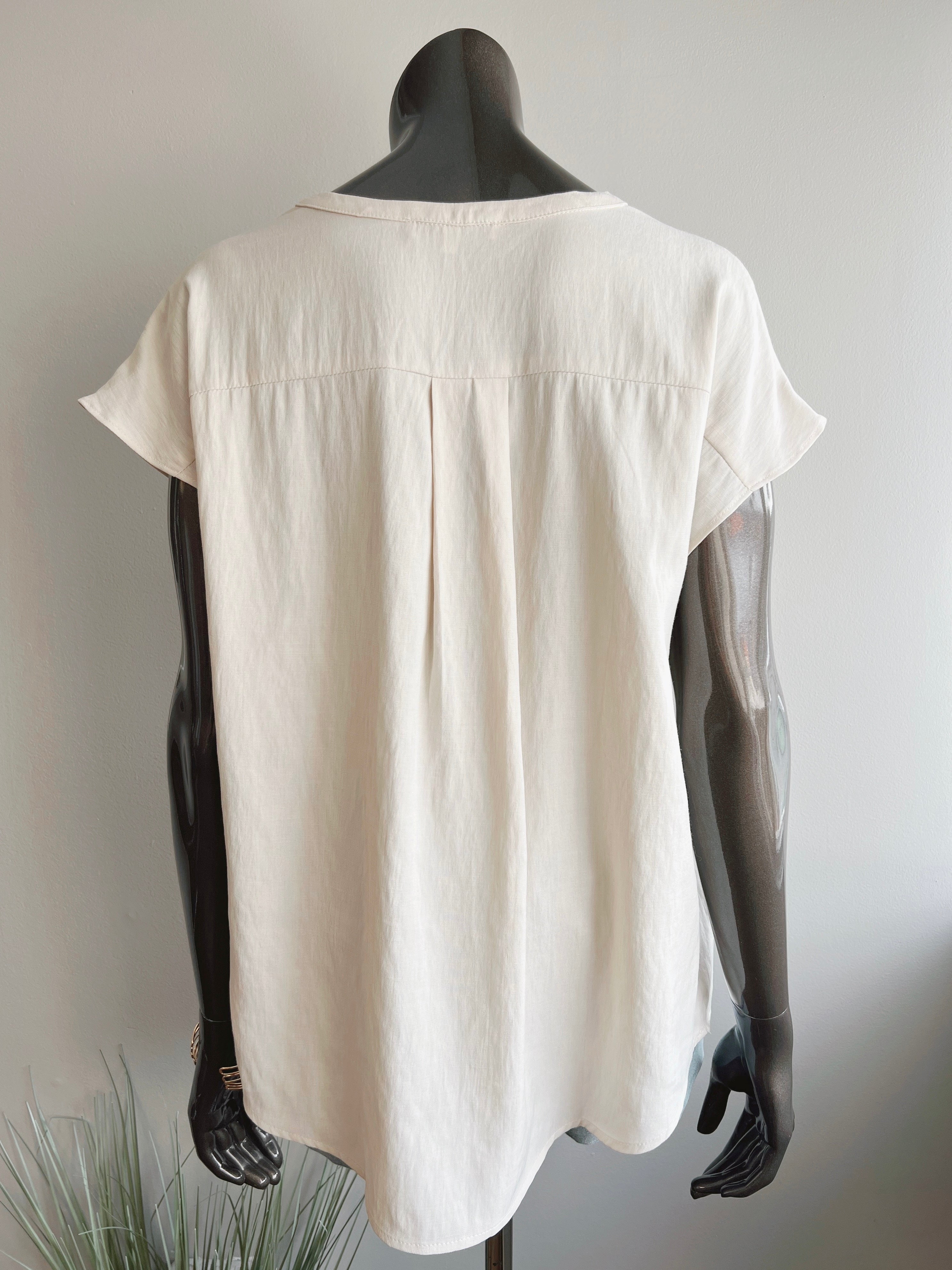 Trim Detail Top (2 colors) (FINAL SALE)