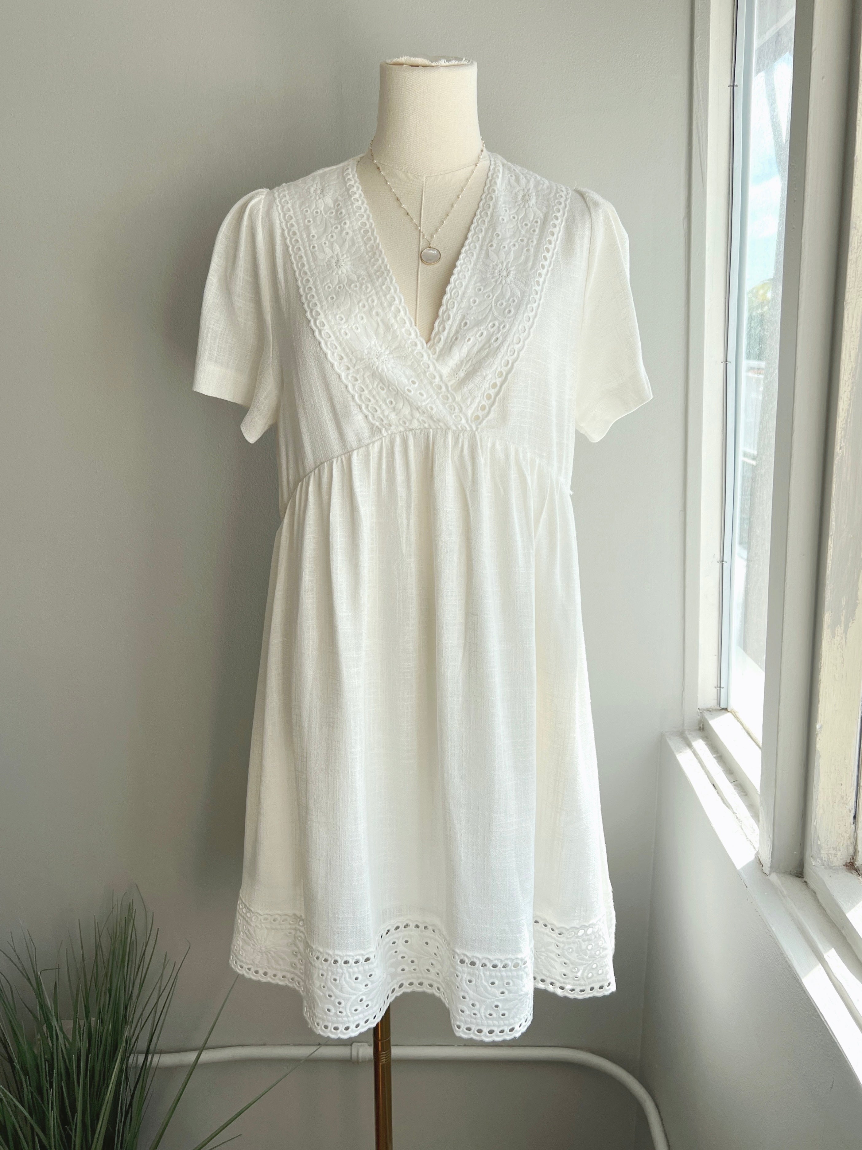 Eyelet Sundress (2 colors) (FINAL SALE)