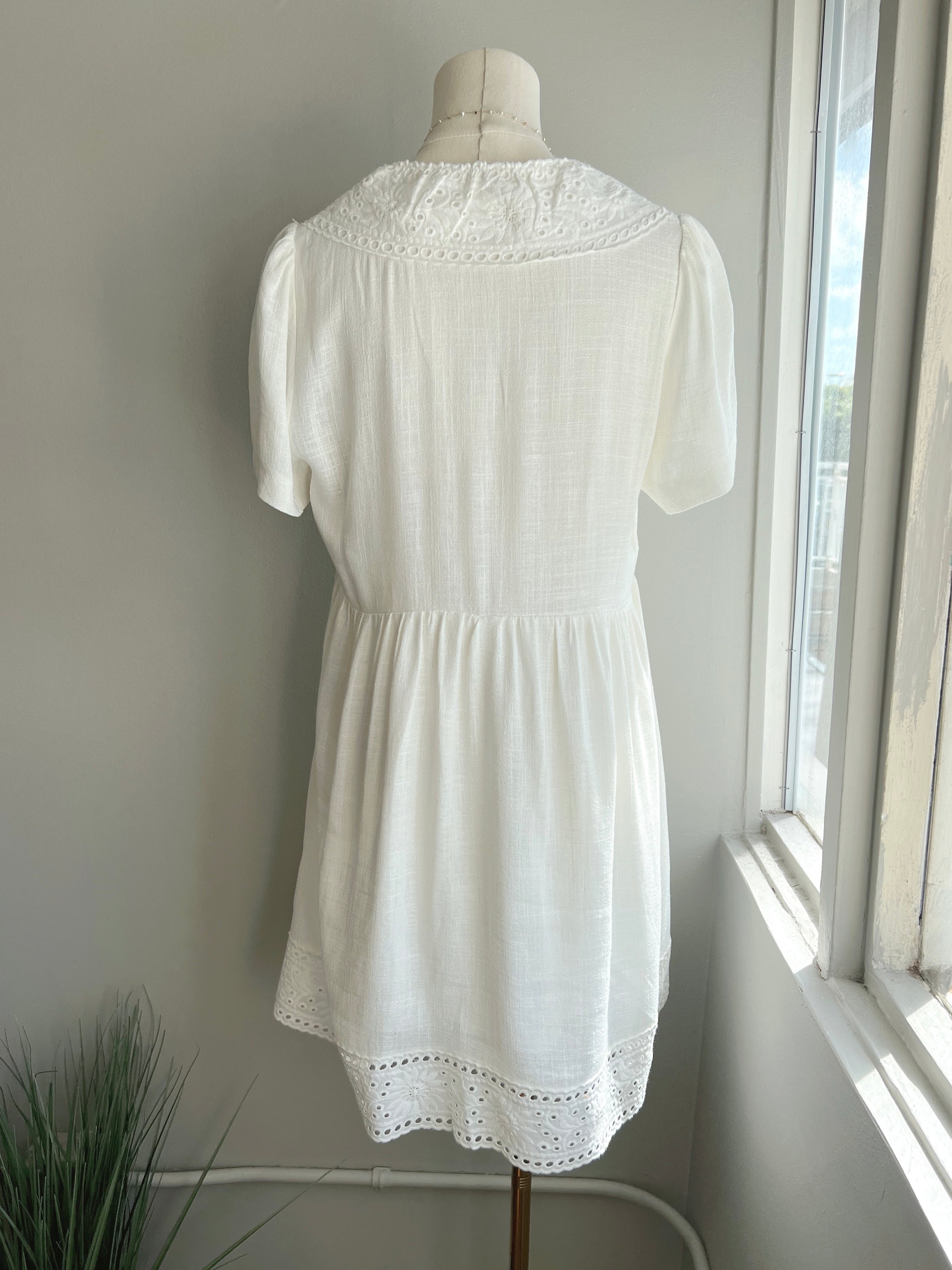 Eyelet Sundress (2 colors) (FINAL SALE)