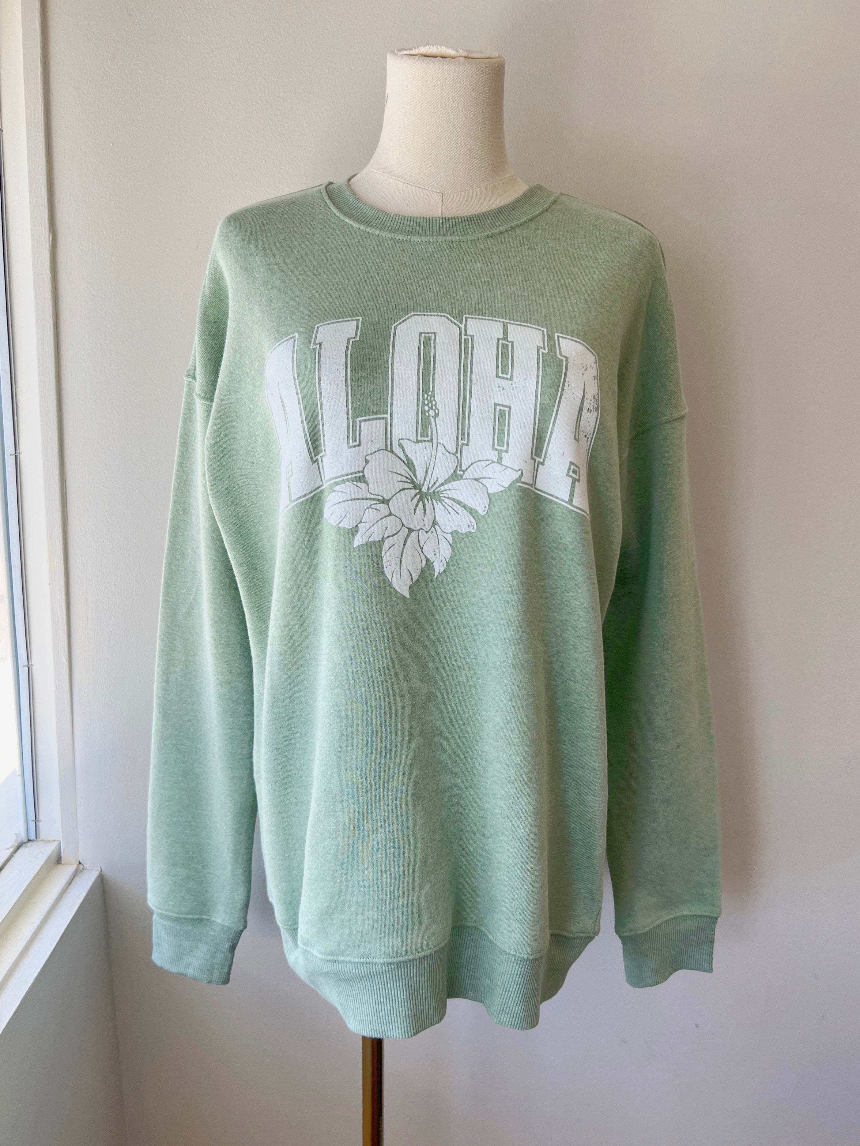 Aloha Sweatshirt (2 colors)