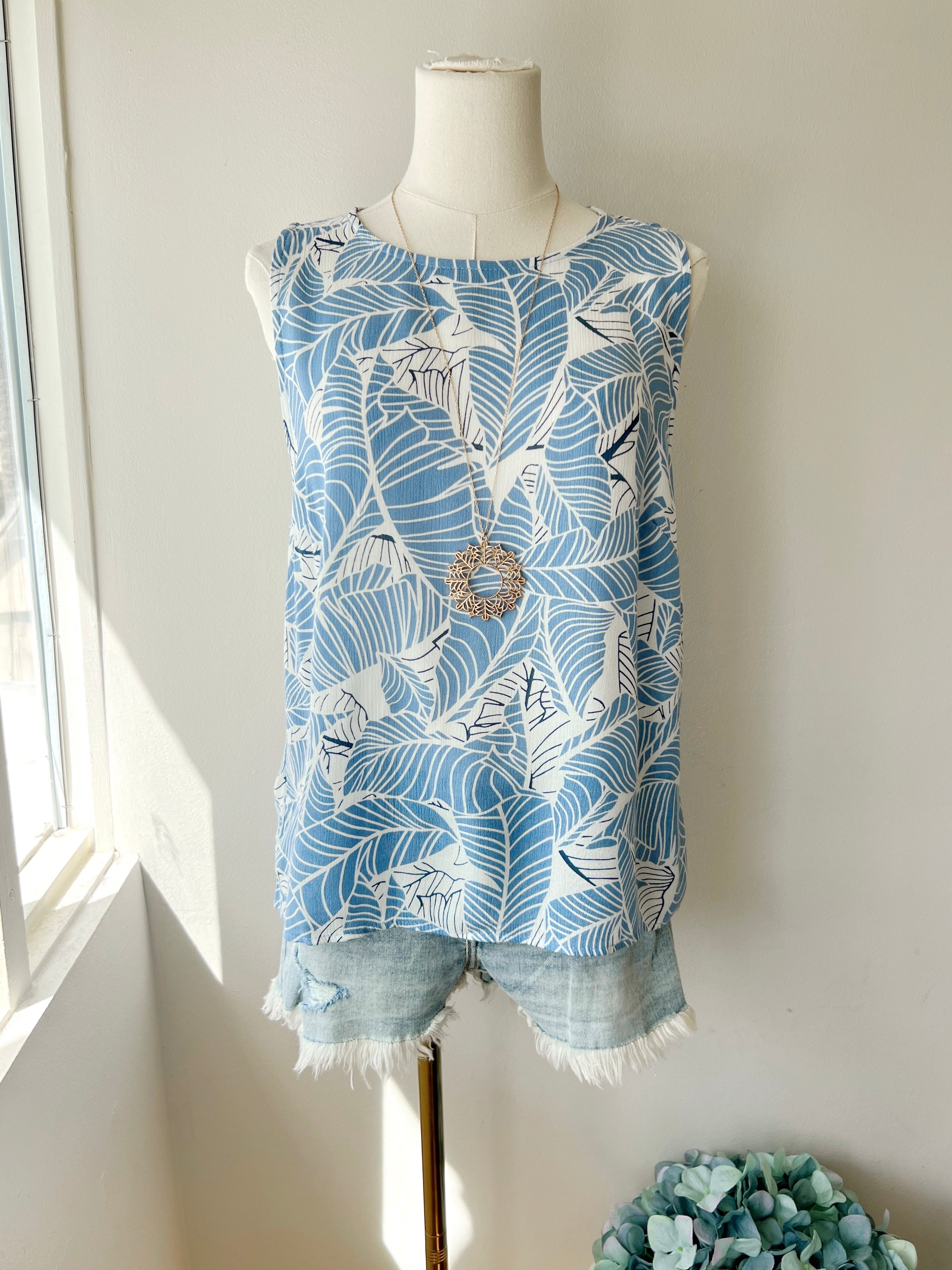 Round Neck Keyhole Back Tank