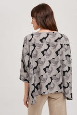 Abstract 3/4 Sleeve Top
