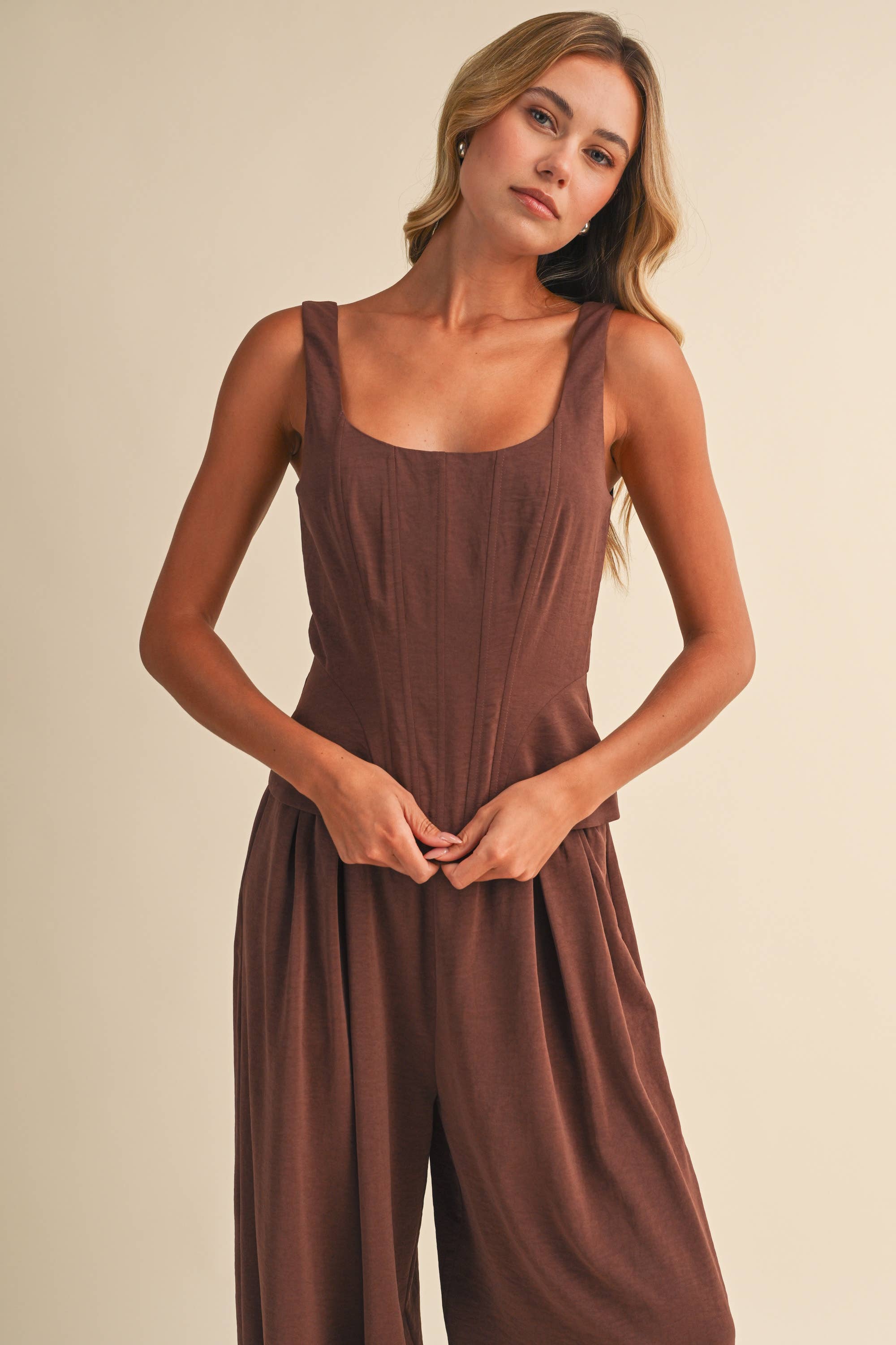 SATIN-LIKE STRUCTURE CORSET TOP AND BALLOON PANTS (sold separately)