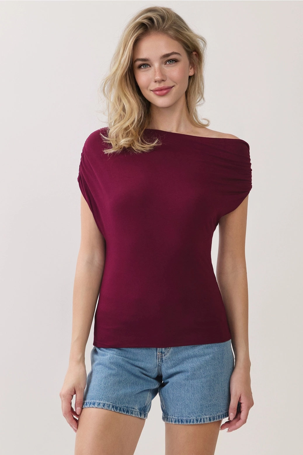 UNBALANCED OFF SHOULDER FITTED TOP