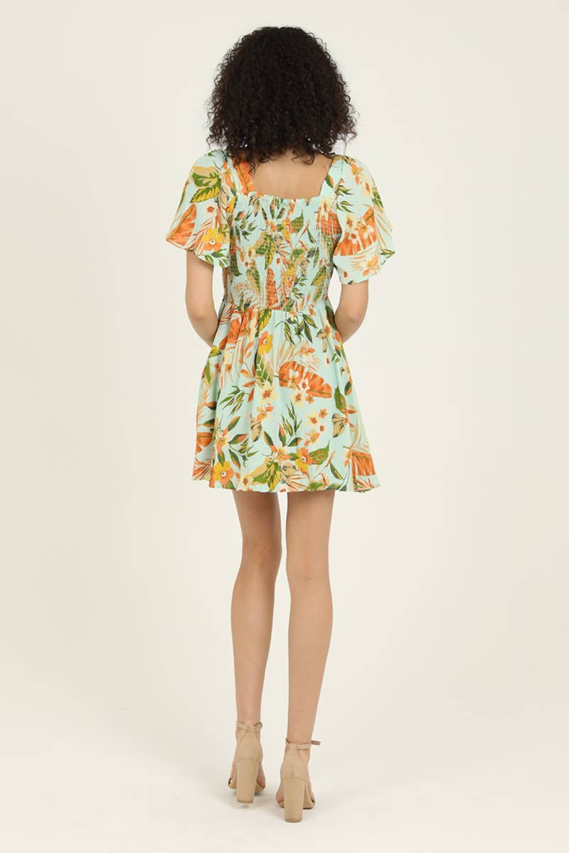 V-Neck S/S Twist Front Dress