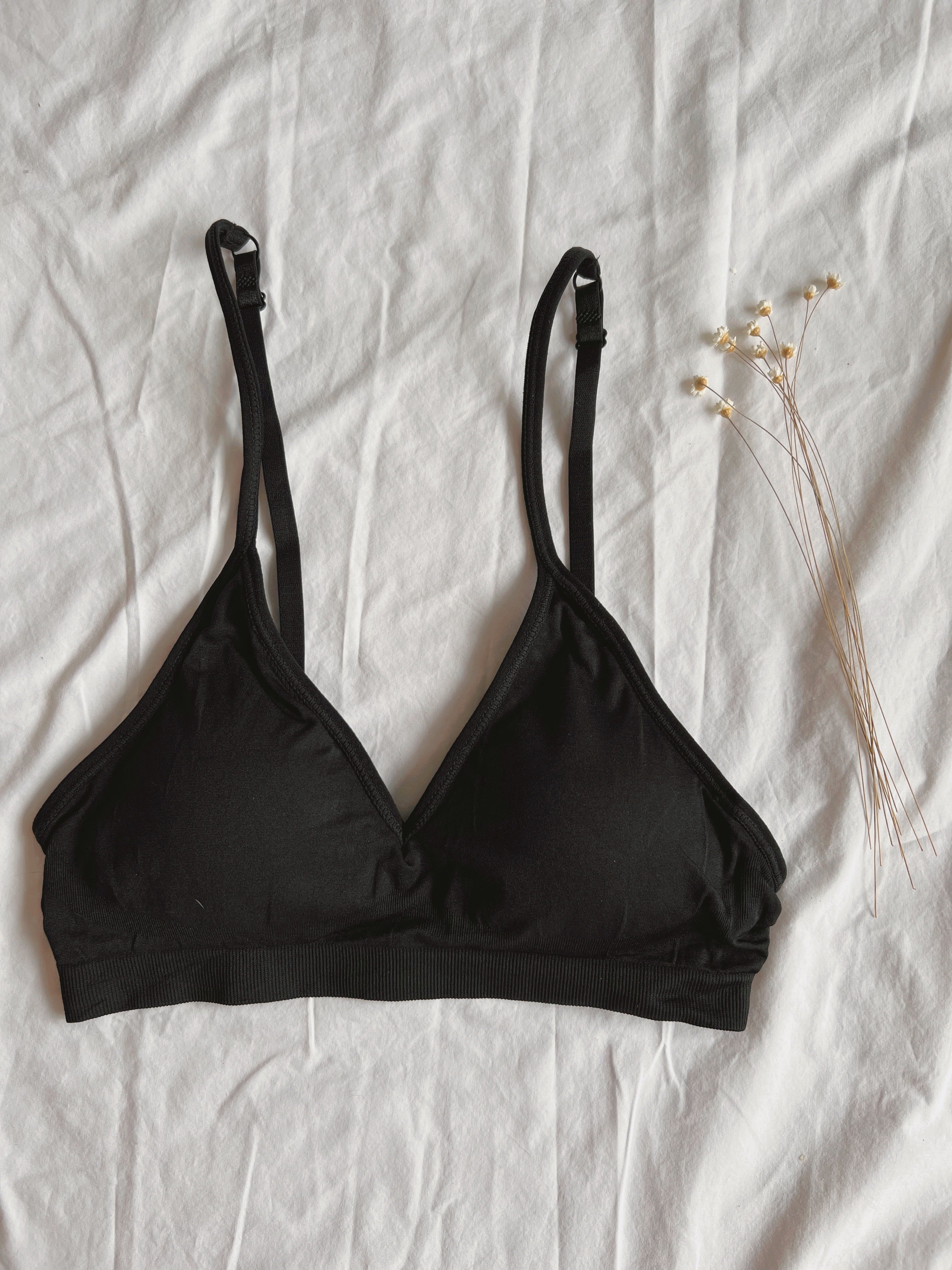 Soft Bralette (2 sizes)